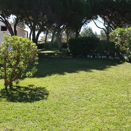 Aldeia Da Falesia *