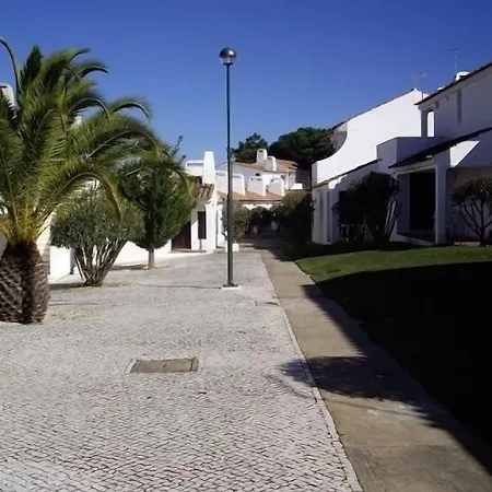 Aldeia Da Falesia