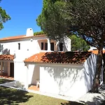 Aldeia Da Falesia *